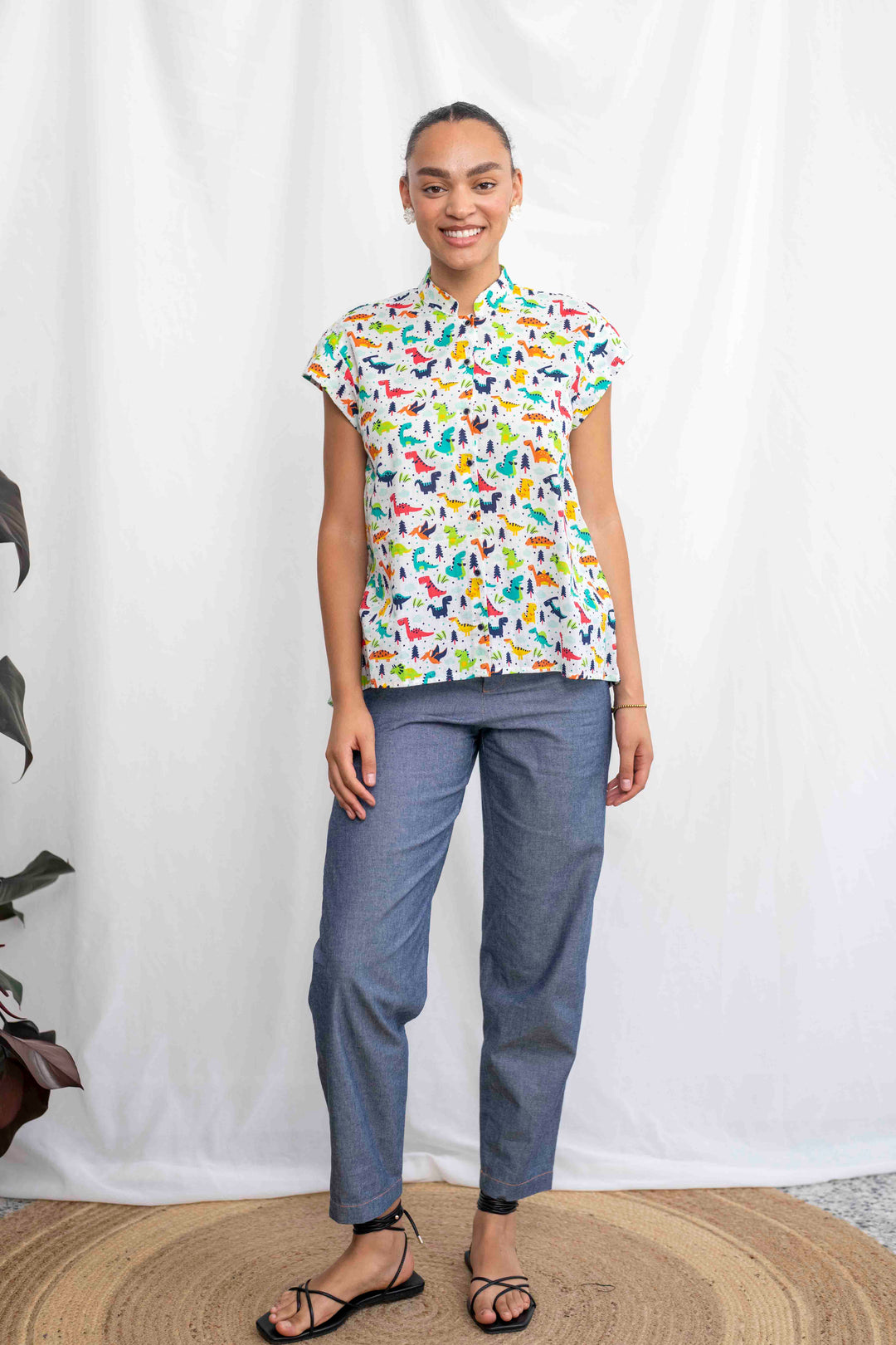 חולצת טוני דינוזאורים