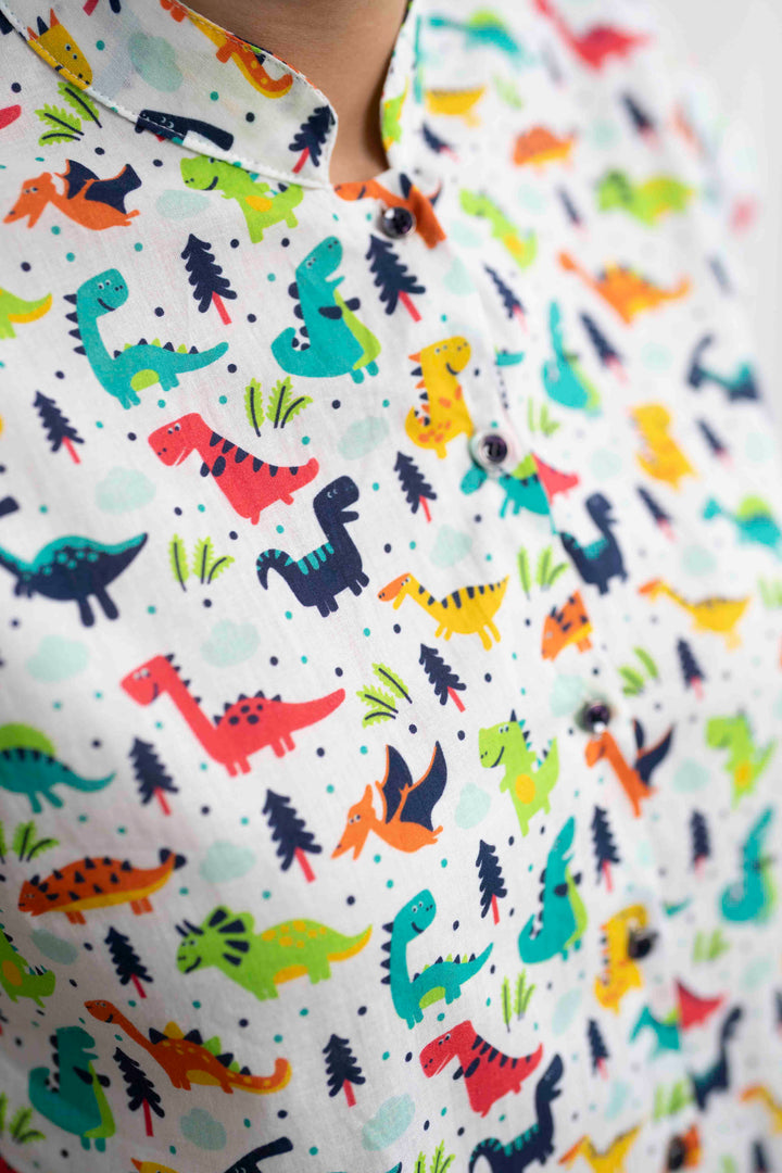 חולצת טוני דינוזאורים