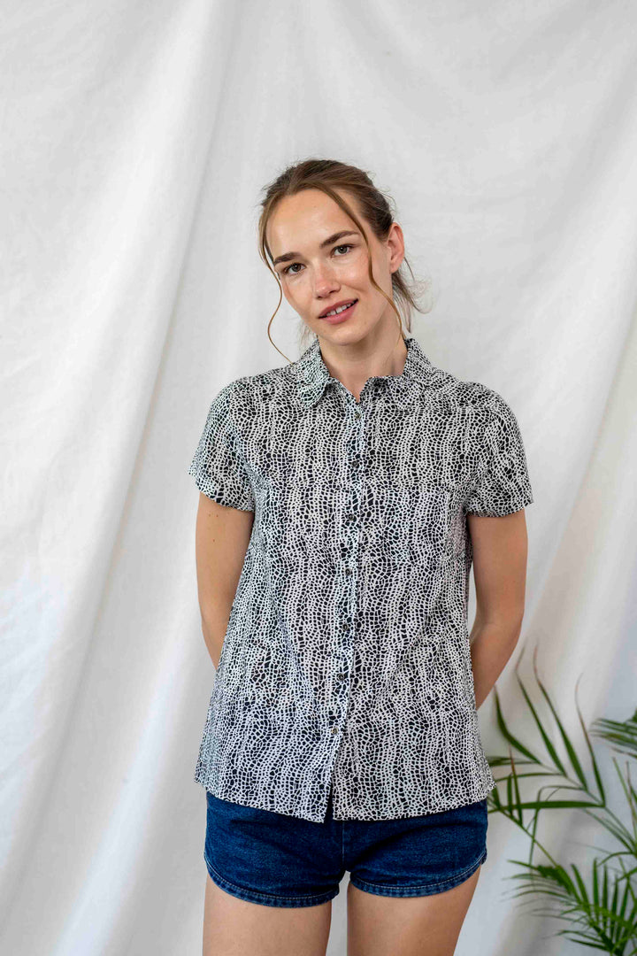 חולצת דריה חברבורות שחור לבן