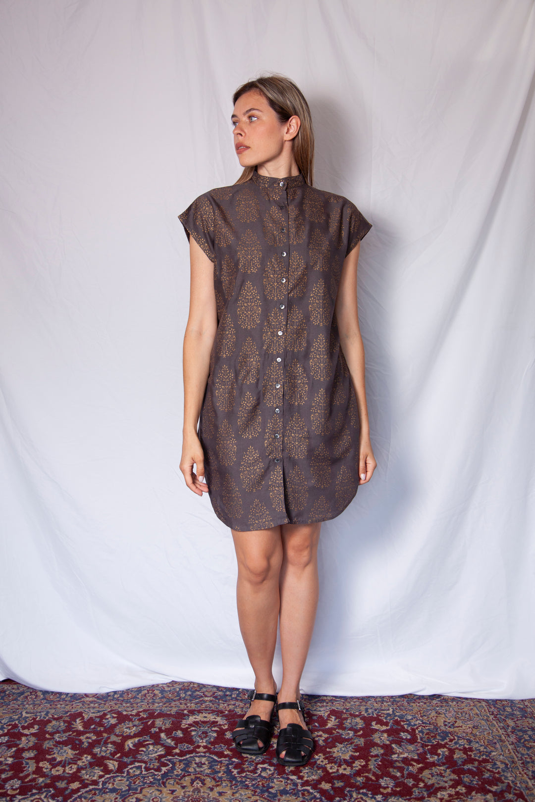 טוניקת מיני אוברסייז מדליוני זהב אפור