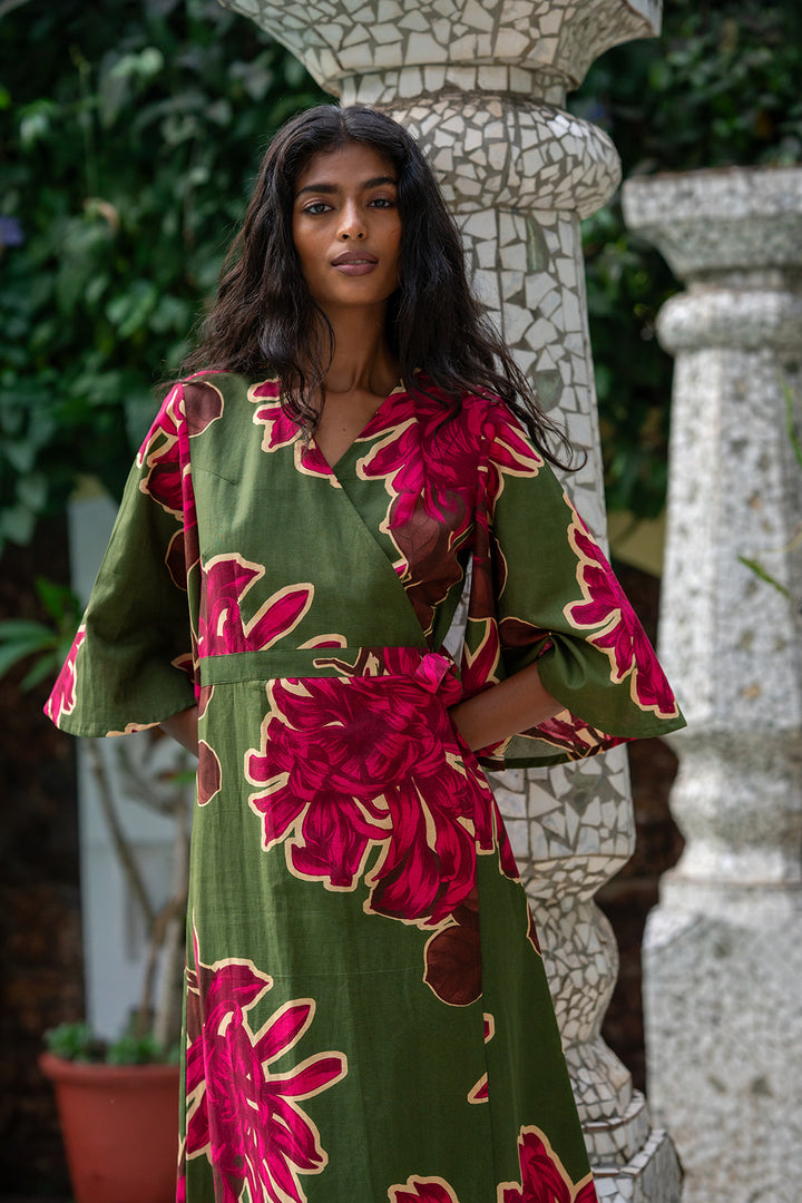 שמלת קימונו מקסי עוצרת נשימה