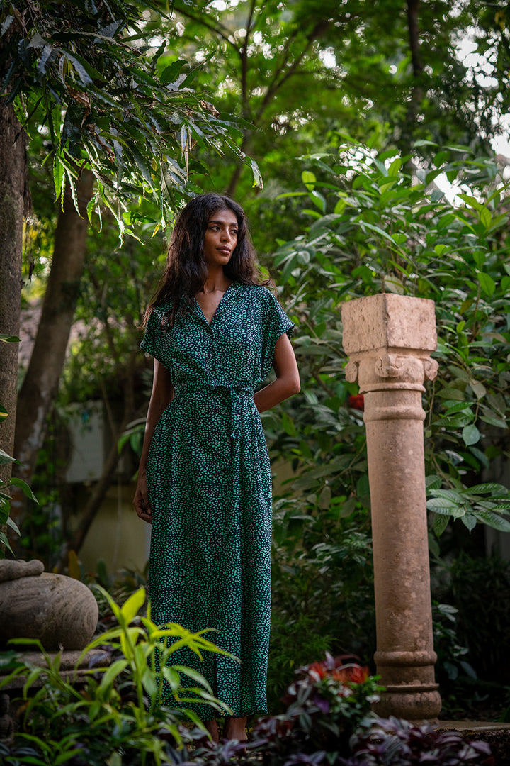 שמלת מקסי אוברסייז מנומר ירוק