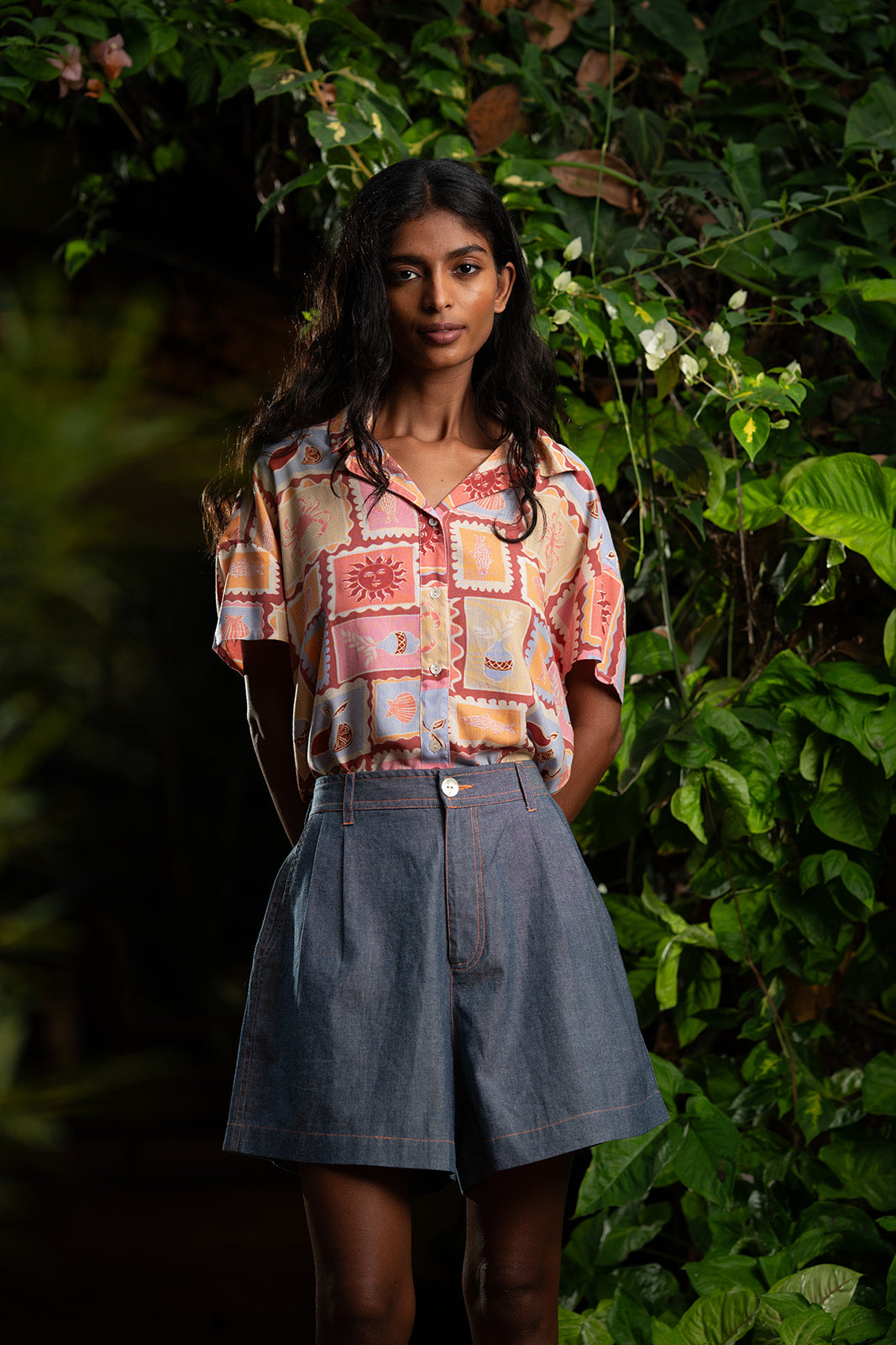 חולצת רון חופשה ביוון