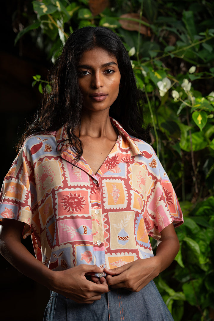 חולצת רון חופשה ביוון