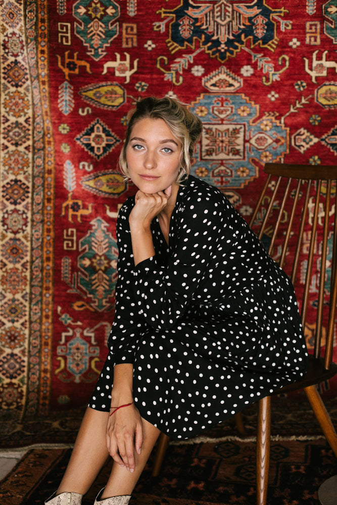 שמלת פיפטיז נקודות פולקה קלאסית