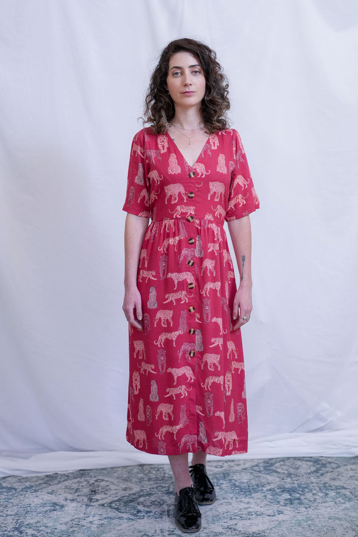 שמלת יולי שרוול ממלכת הג'ונגל Back In Stock