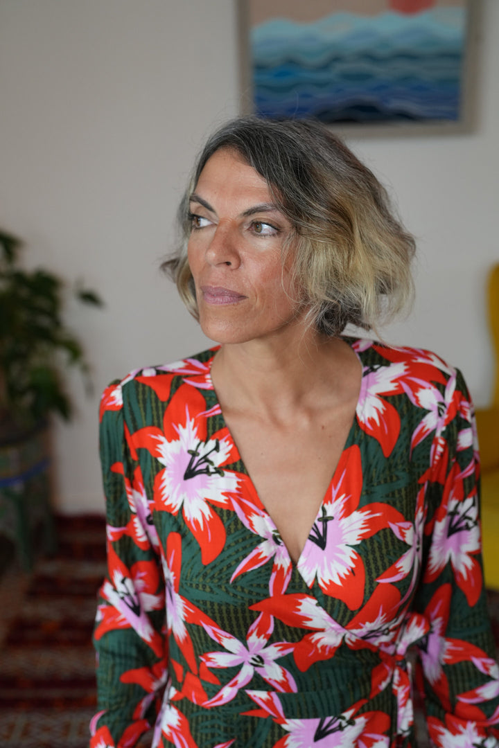 שמלת אלכס ליליות אדומות