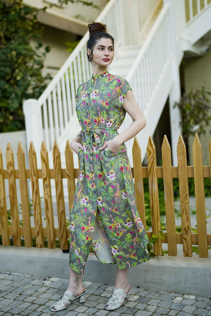 שמלת מקסי אוברסייז סאפרי טריפ