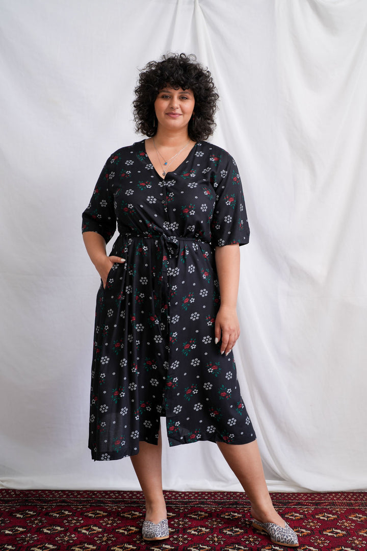 שמלת מיכאלה ורדים שחור