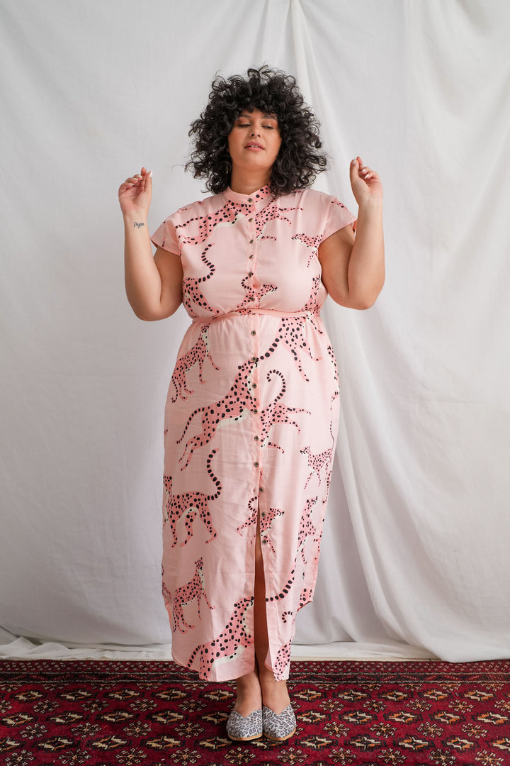 שמלת מקסי אוברסייז הדפס חיות צ׳יטות בורוד