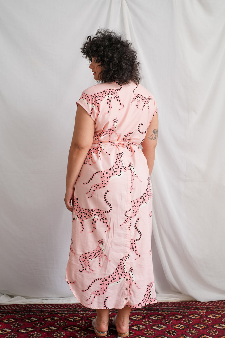 שמלת מקסי אוברסייז הדפס חיות צ׳יטות בורוד