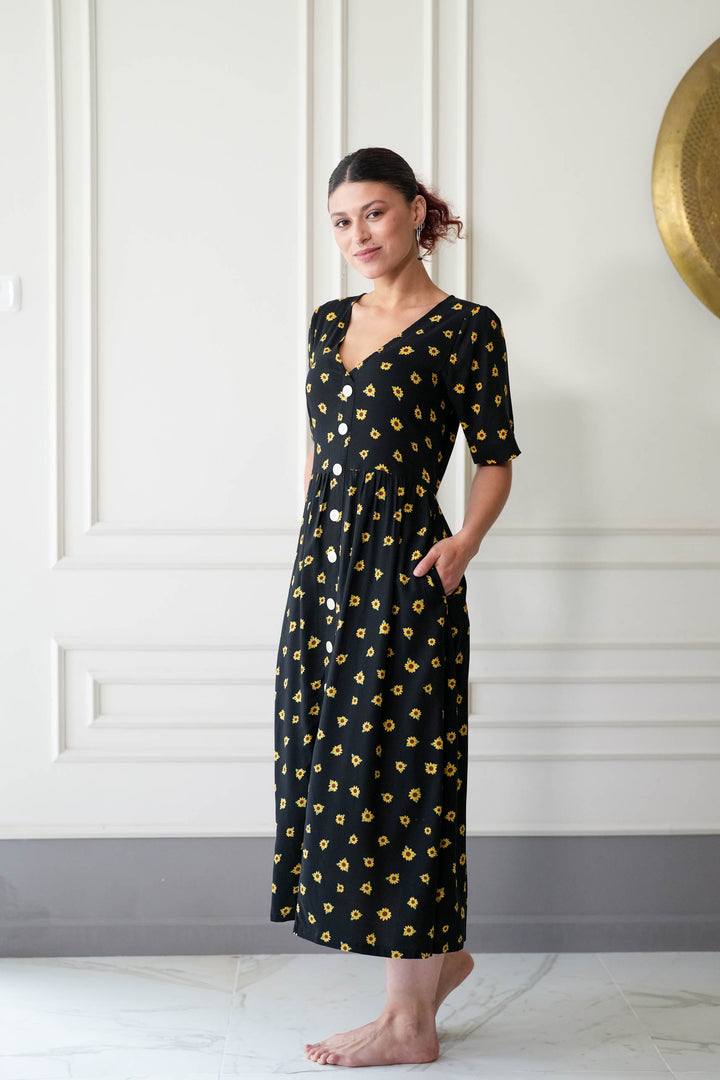 שמלת יולי שרוול חמניות מול השמש