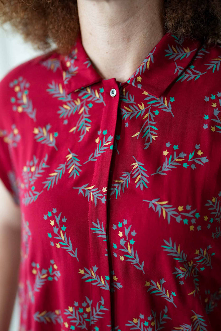 שמלת טוקיו בורדו עלי זהב