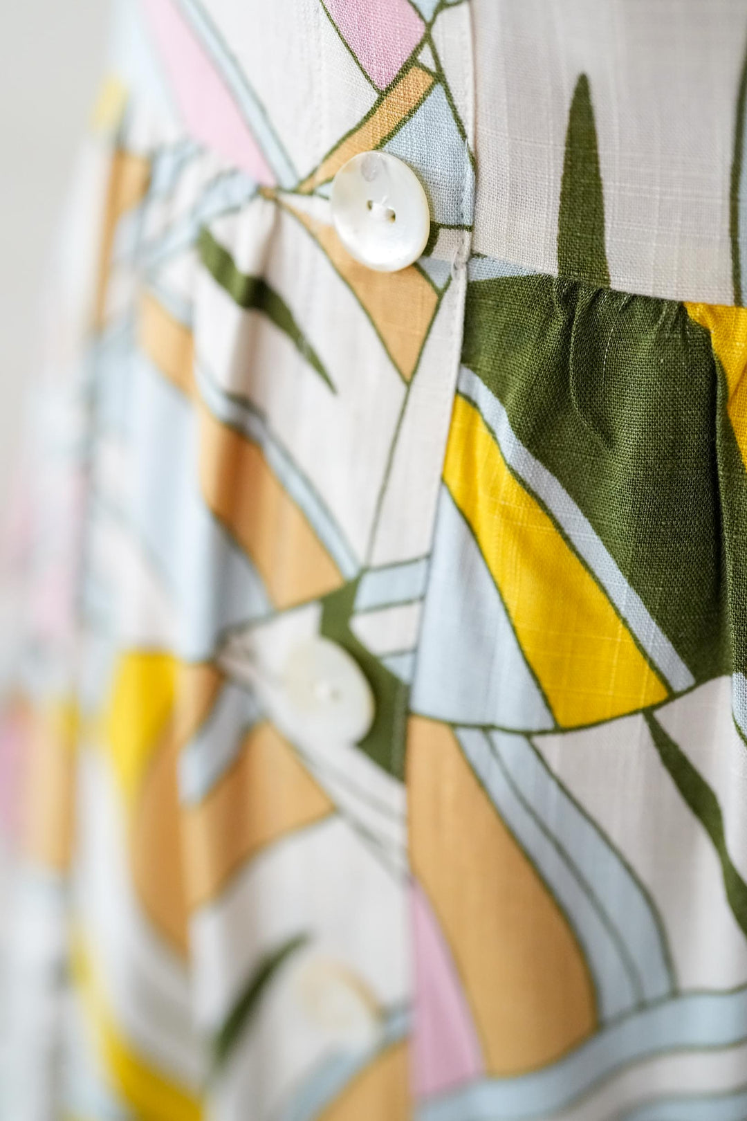 שמלת יולי כמו נוצה