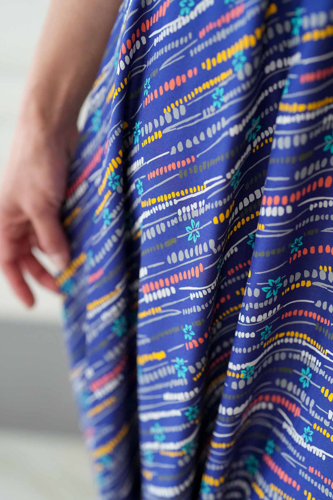 שמלת פיפטיז קלאס באפס מאמץ