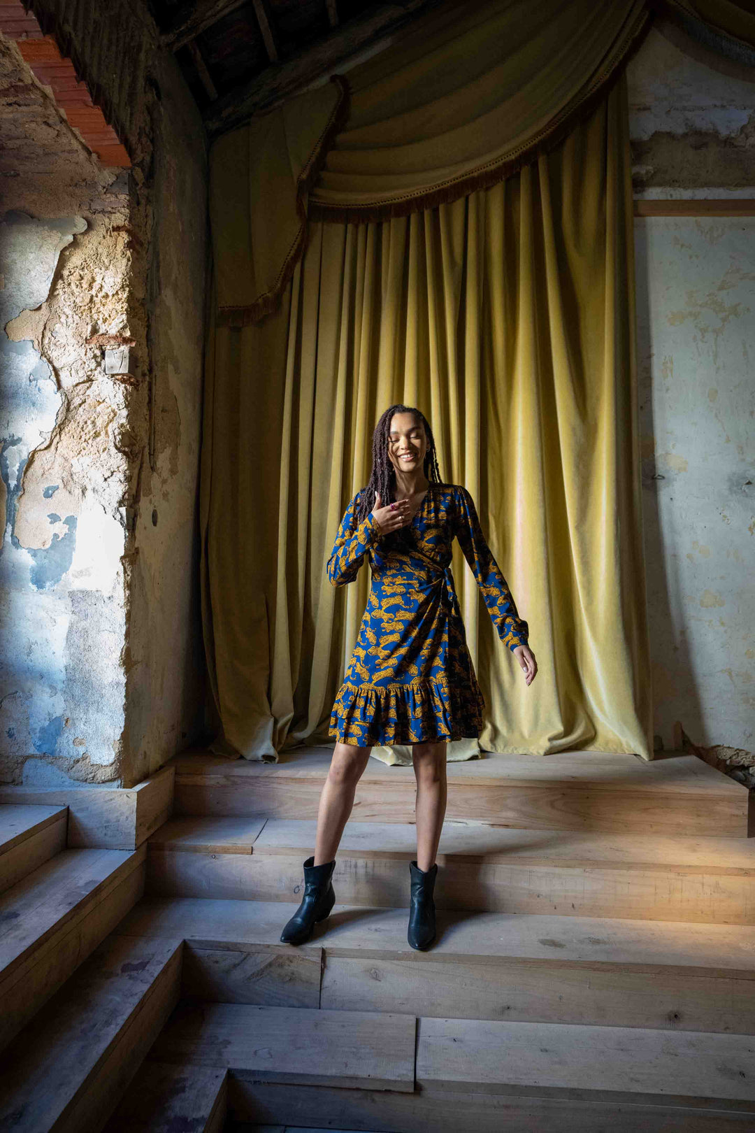 שמלת אלכס ברדלס פראי