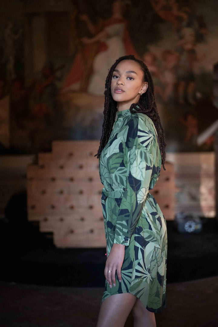 שמלת מידי אוברסייז יערות הגשם