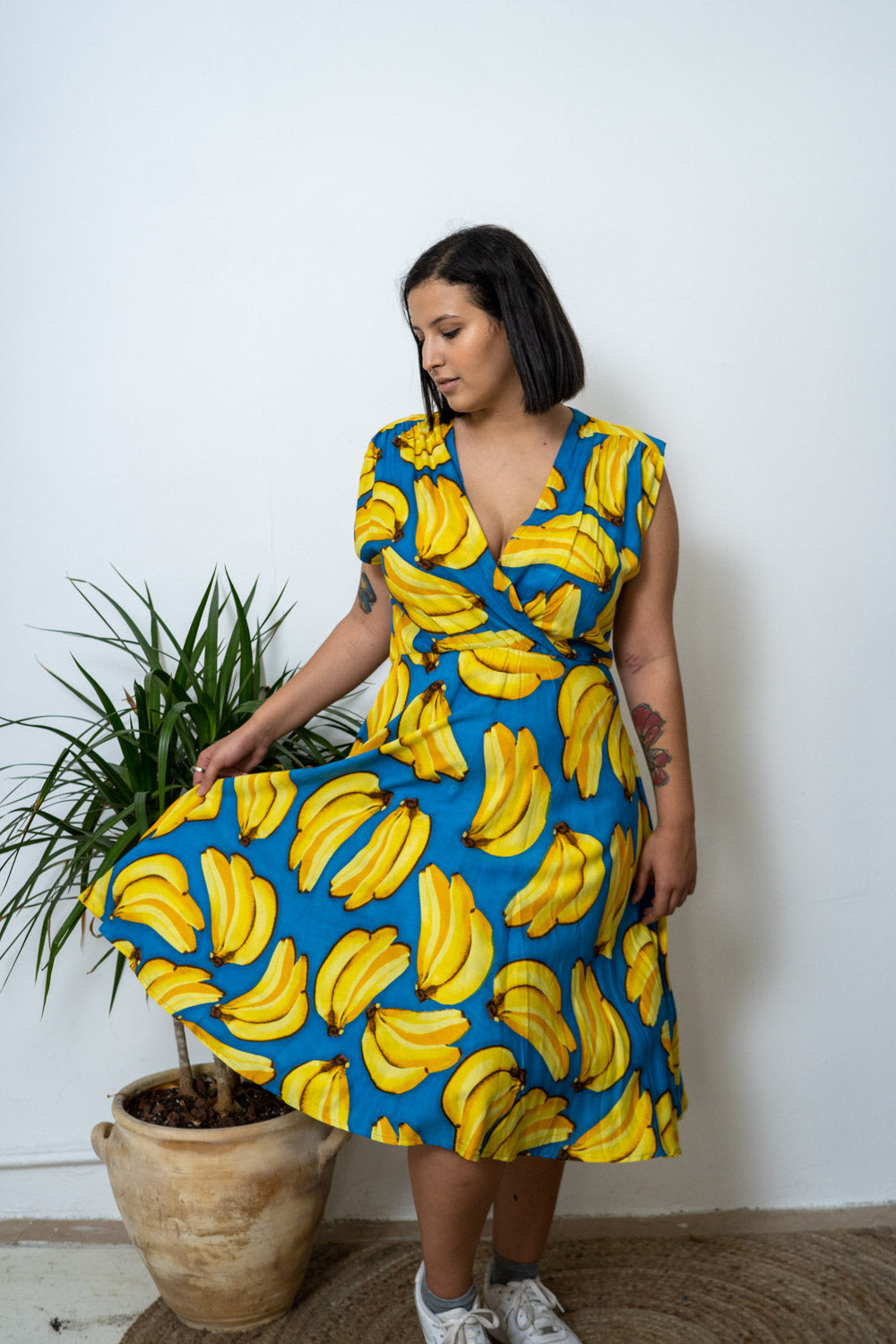 שמלת פיפטיז בננות זה החיים