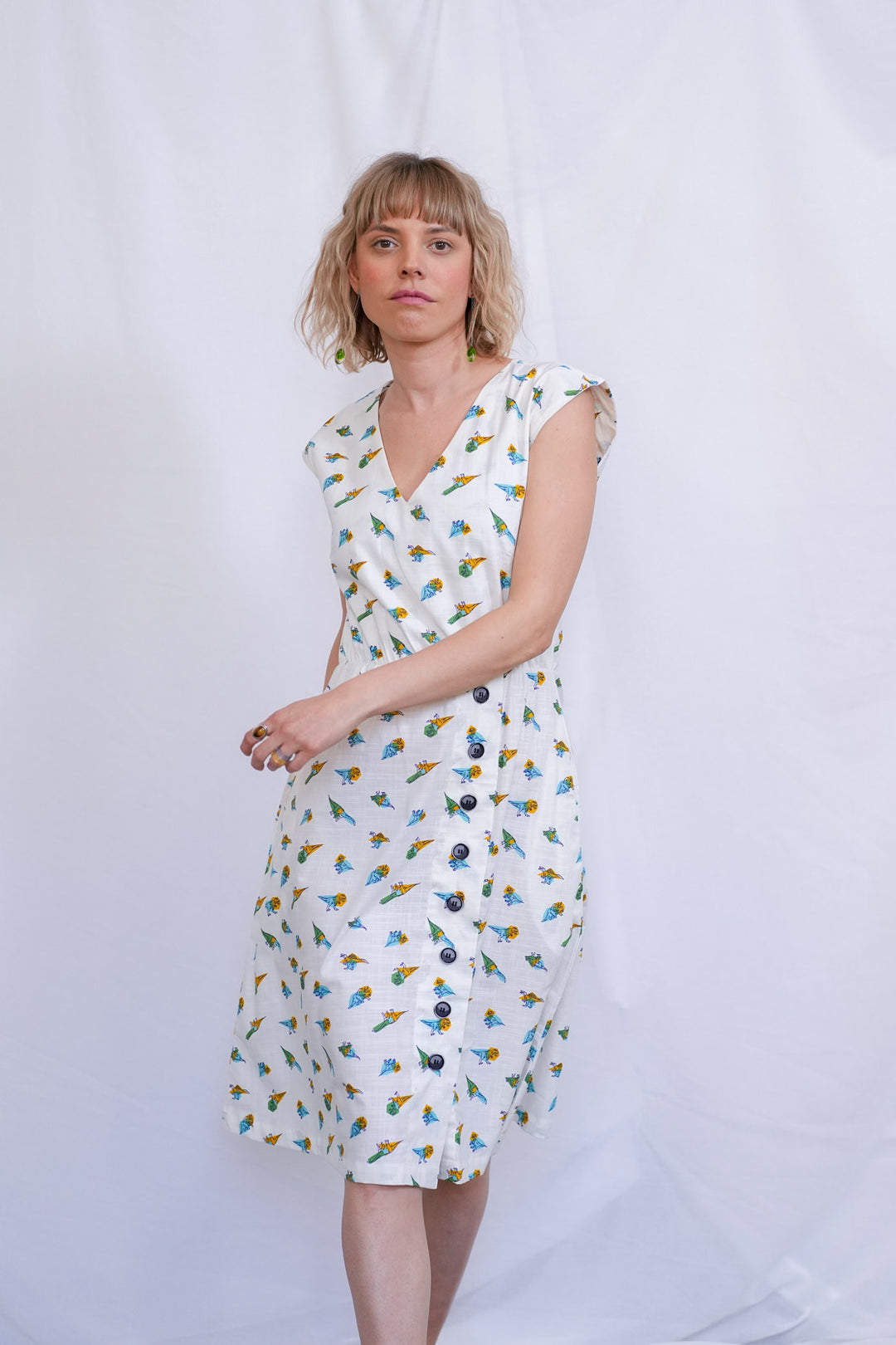 שמלת אווה דינוזאורים גאומטריים