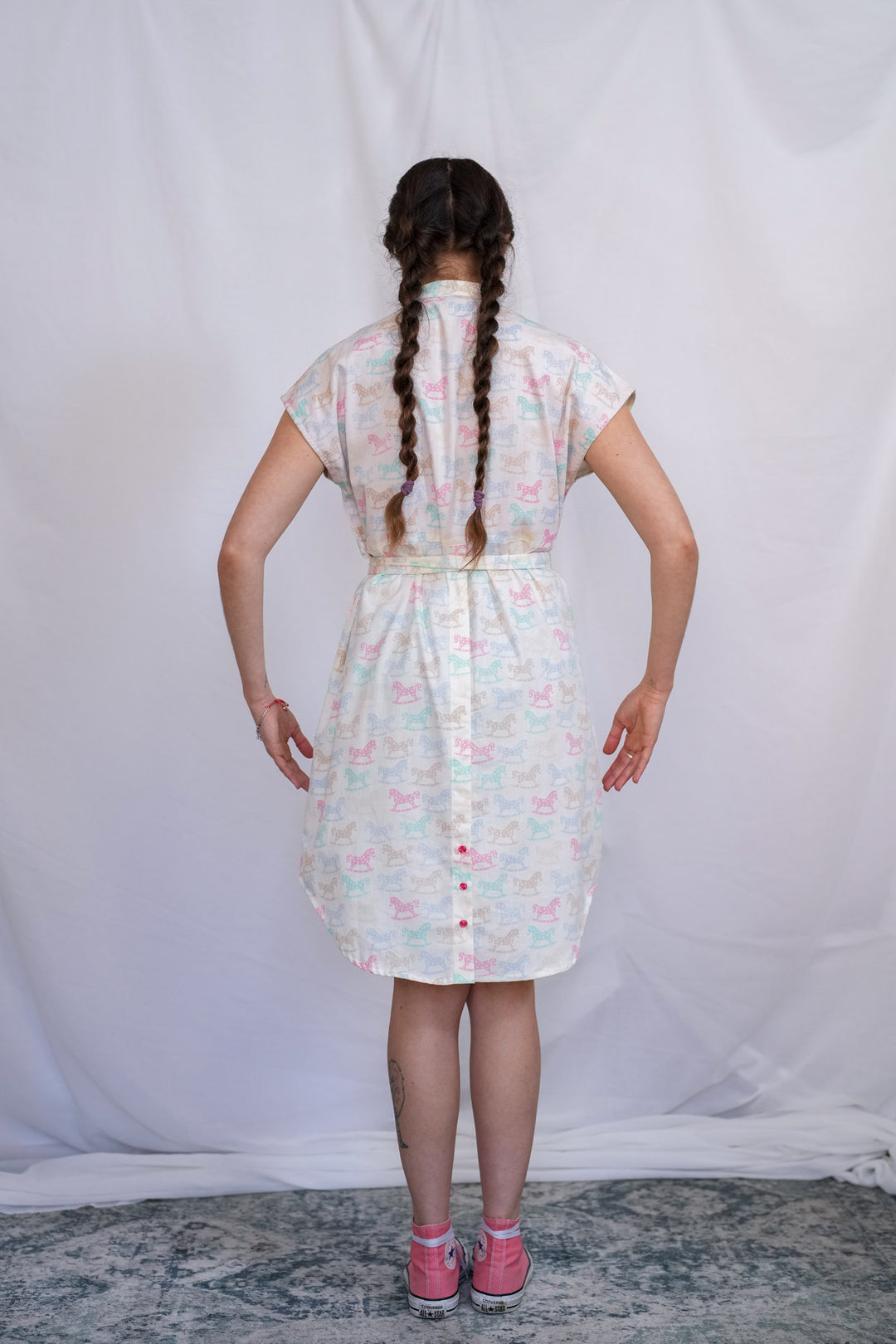 שמלת מידי אוברסייז סוסי נדנדה