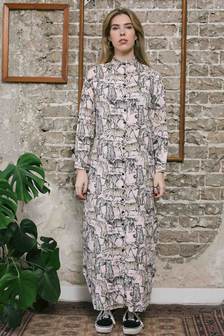 שמלת מקסי אוברסייז חורף לביאות