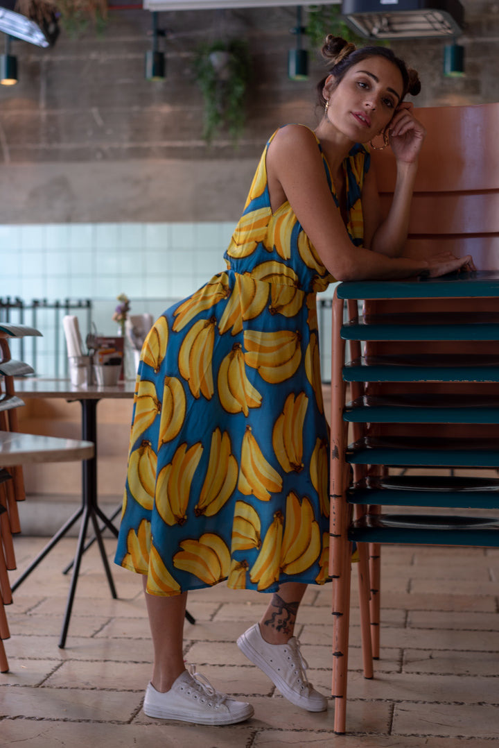 שמלת פיפטיז בננות זה החיים