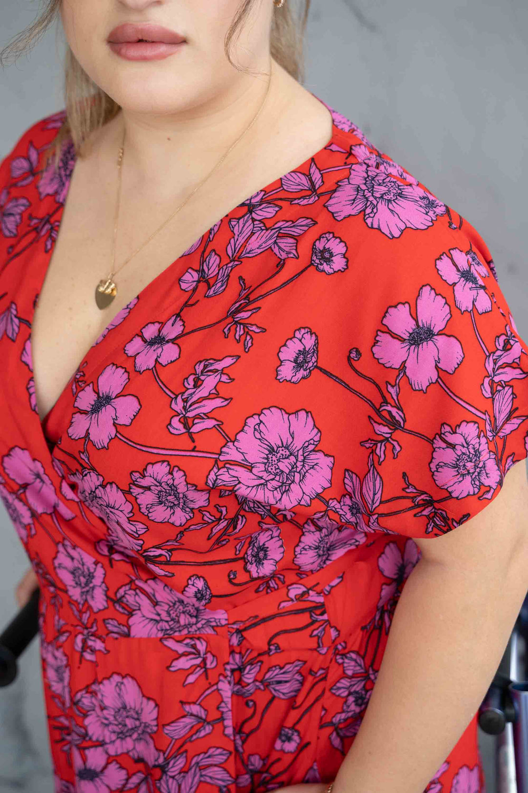 שמלת גיישה אדומה פרחי פרג