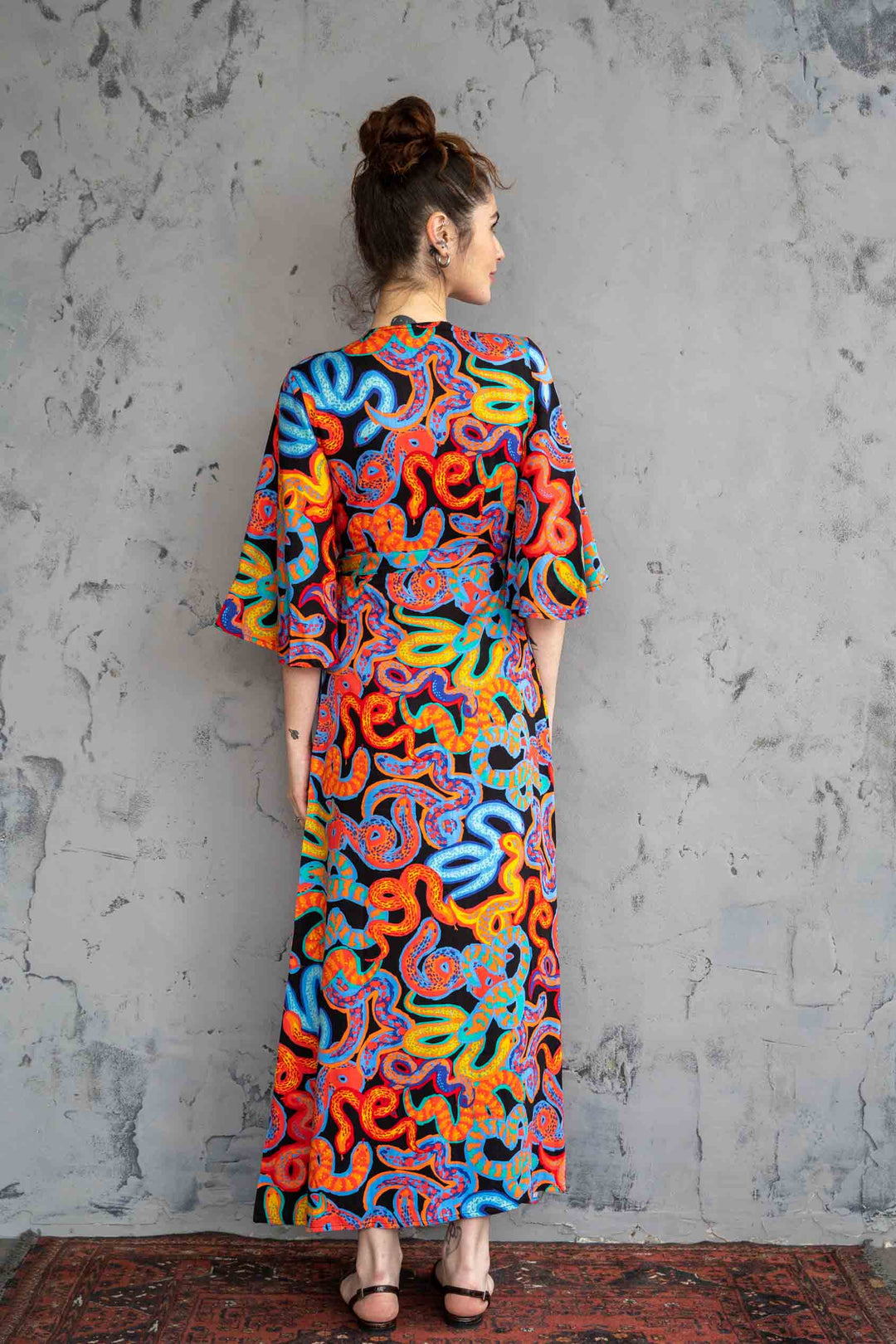 שמלת קימונו מקסי אומנות הפיתוי