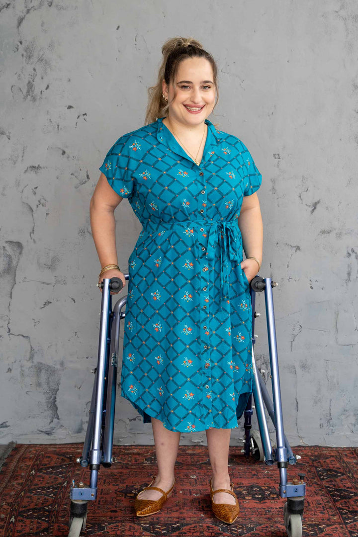 שמלת מידי אוברסייז חגיגה בטורקיז