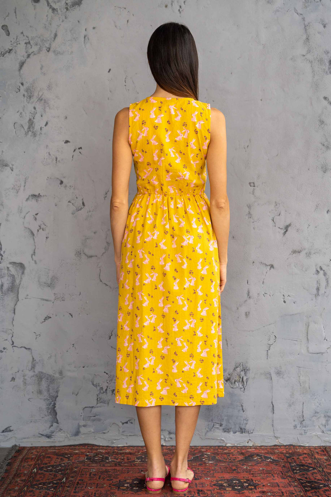 שמלת יולי ארנבות מאוהבות