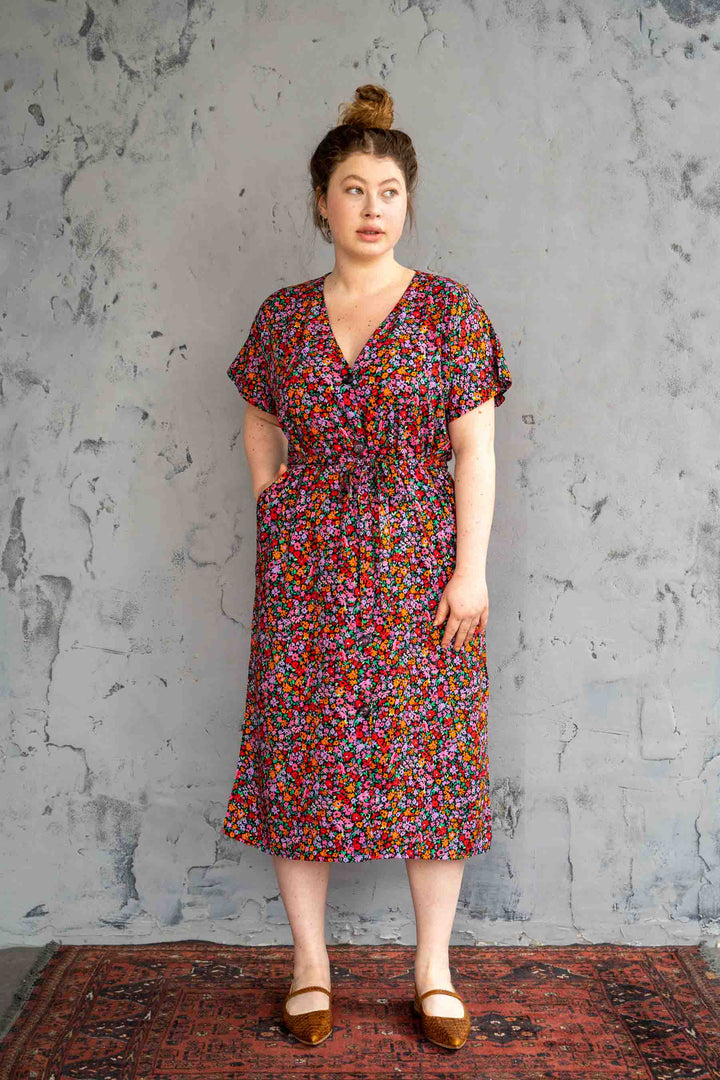 שמלת ליאה דברי אליי בפרחים