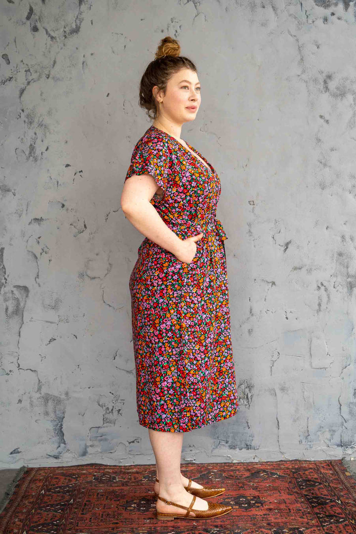 שמלת ליאה דברי אליי בפרחים