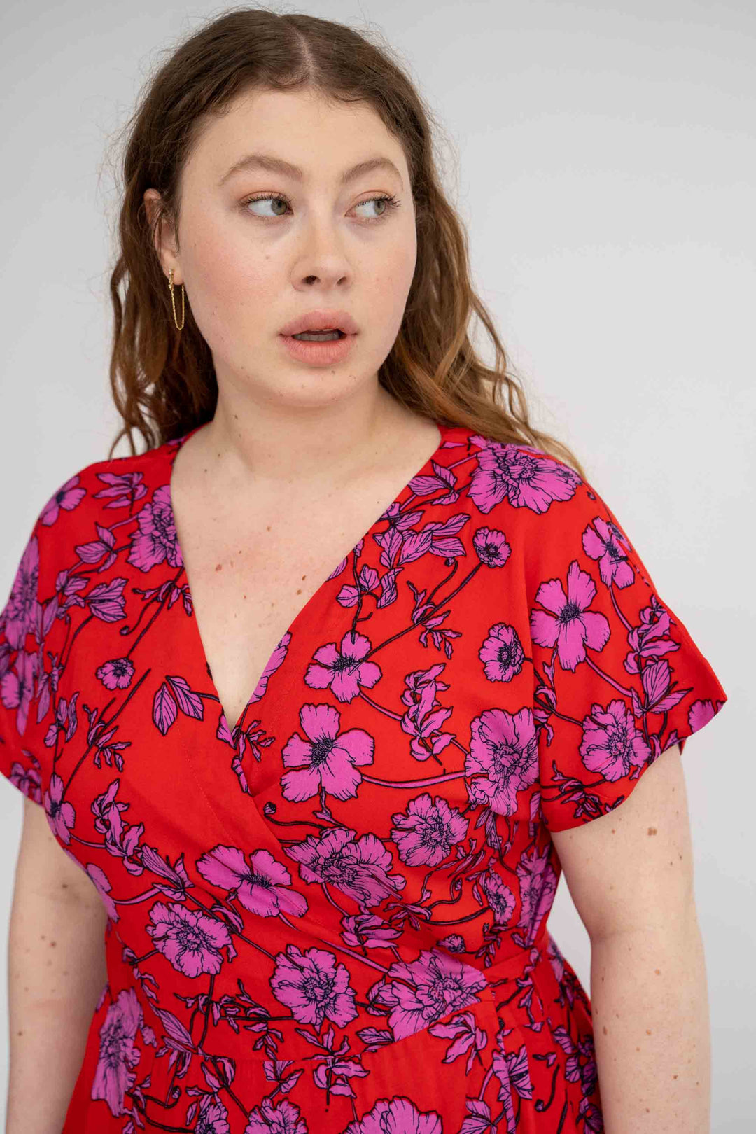 שמלת גיישה אדומה פרחי פרג