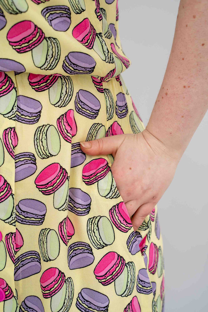 שמלת אווה אמילי בפריז