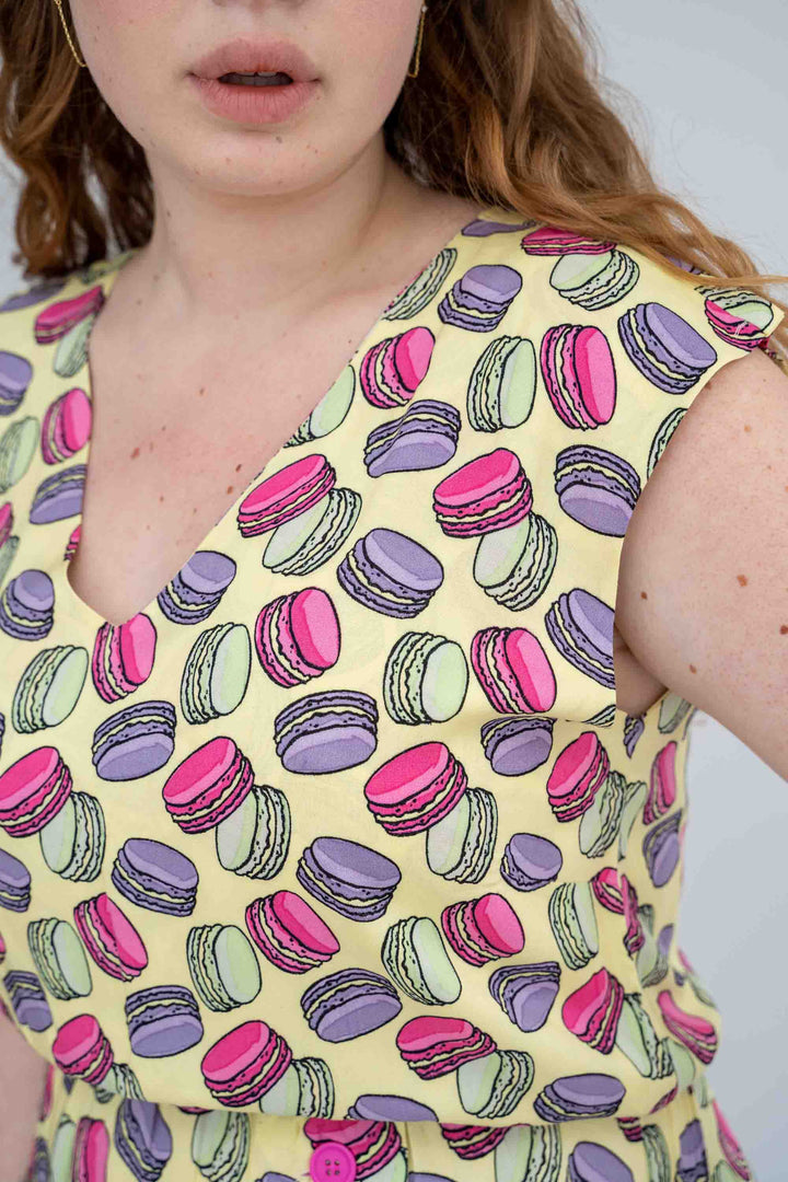 שמלת אווה אמילי בפריז